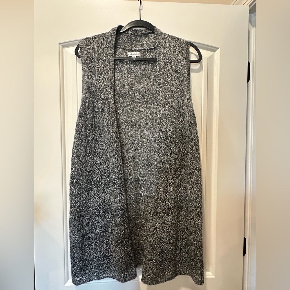 Women’s Croft & Barrow Charcoal Marled Crocheted Vest. X-Large